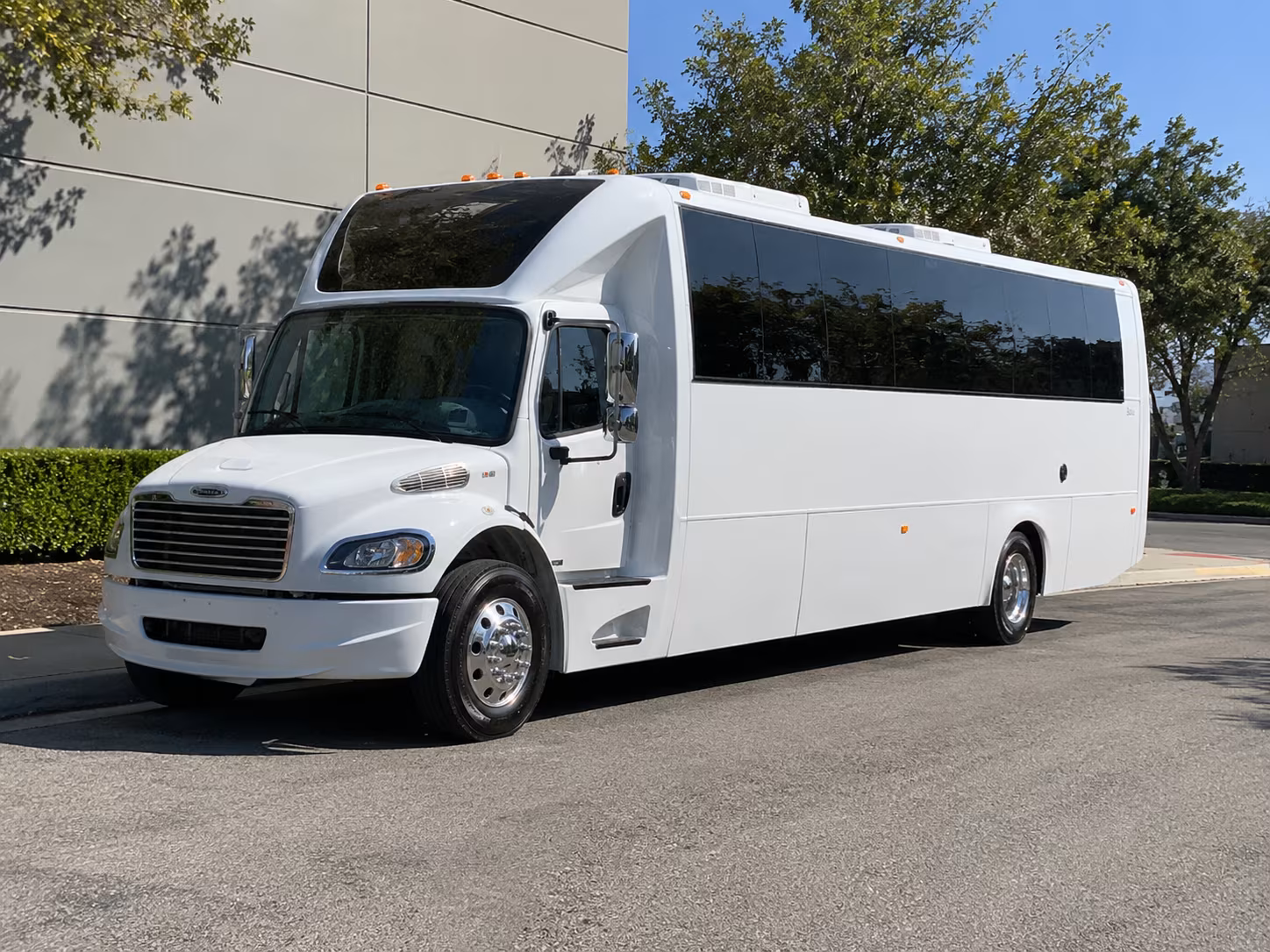 Tulsa Birthday, Sweet 16, & Quinceañera Party Bus Rentals